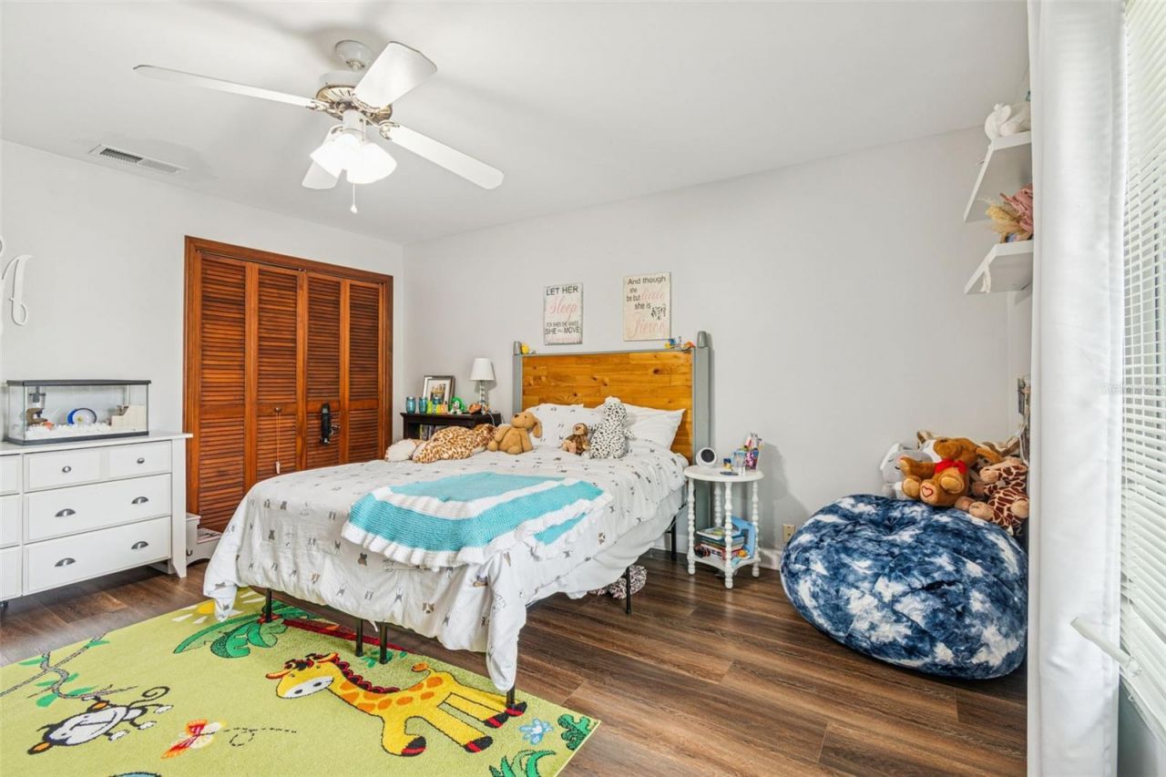 11713 Phoenix Circle, Tampa, FL 33618 Photo