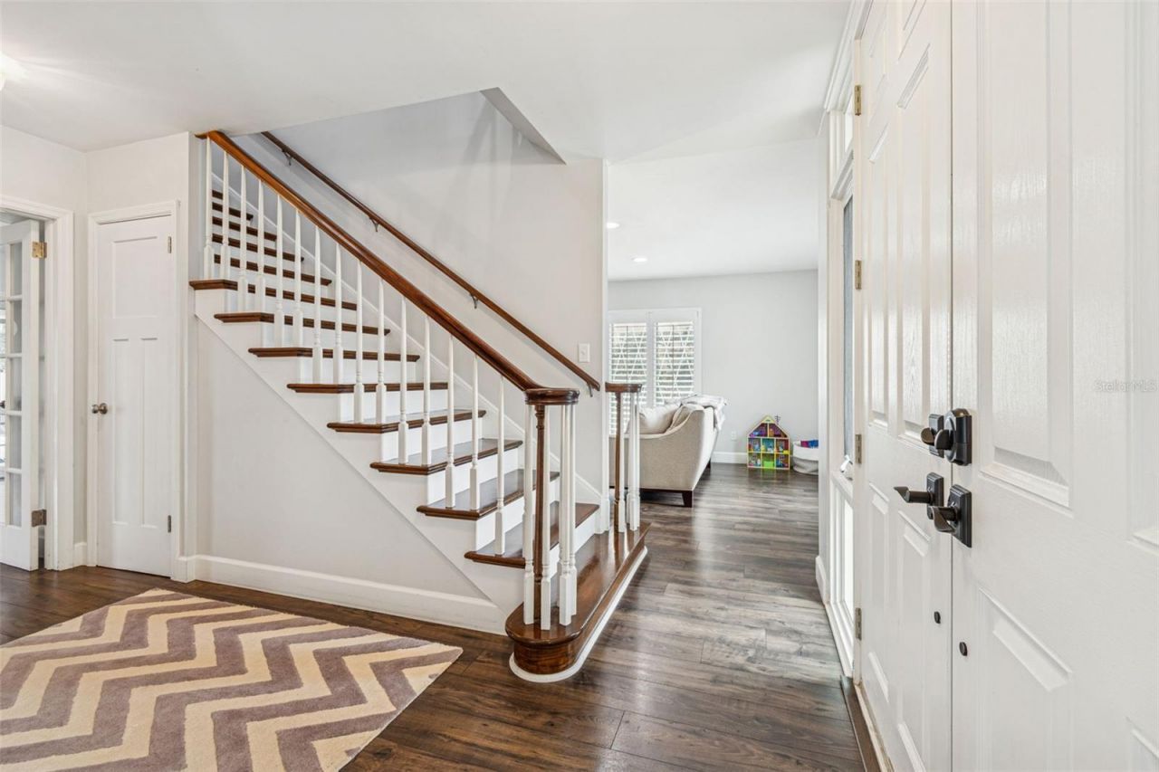 11713 Phoenix Circle, Tampa, FL 33618 Photo