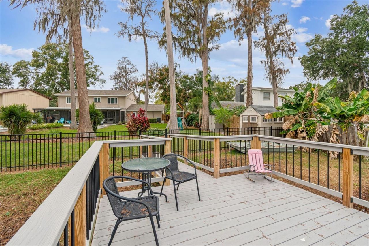 11713 Phoenix Circle, Tampa, FL 33618 Photo