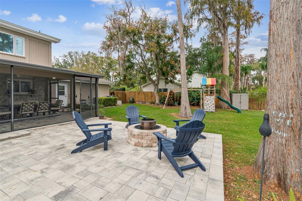 11713 Phoenix Circle, Tampa, FL 33618 Photo