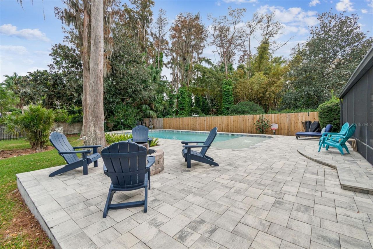 11713 Phoenix Circle, Tampa, FL 33618 Photo