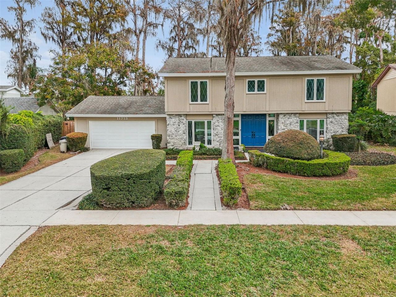 11713 Phoenix Circle, Tampa, FL 33618 Photo