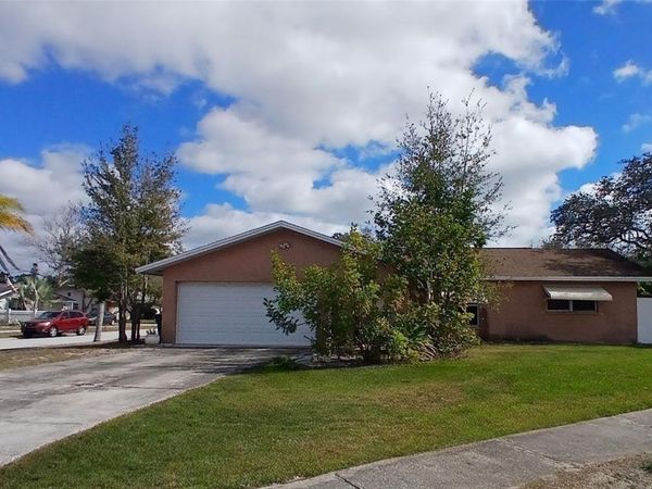 2209 JACARANDA COURT, DUNEDIN, FL 34698