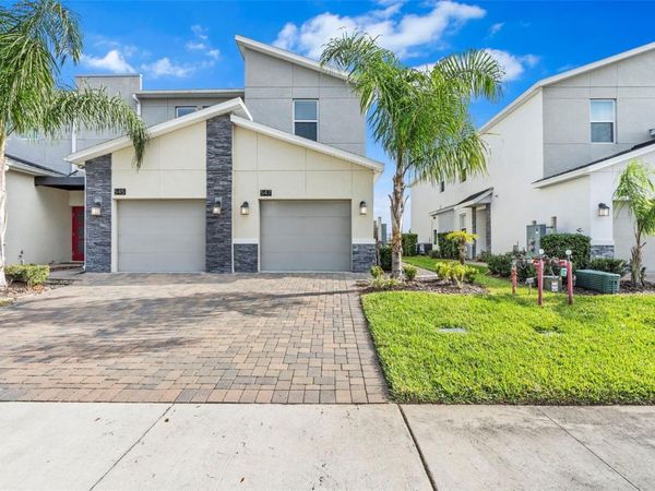 547 OCEAN COURSE AVENUE, DAVENPORT, FL 33896