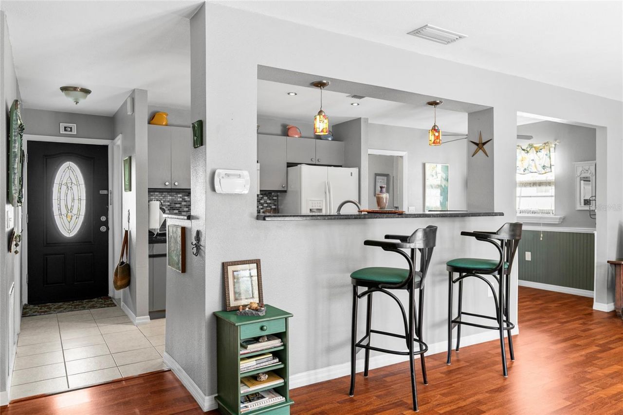 1108 65th Avenue W, Bradenton, FL 34207 Photo