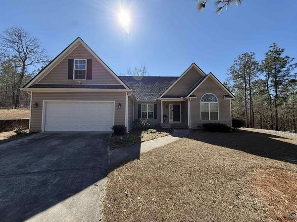872 Jasmaine Way, Lizella, GA 31052