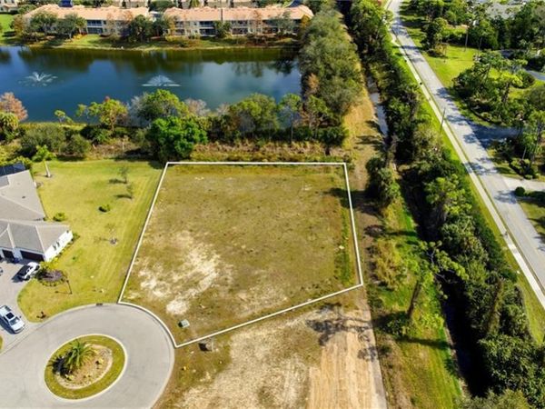 15871 Hampton View CT, FORT MYERS, FL 33908