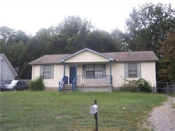 4752 Greystone St, Antioch, TN 37013