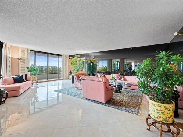 100 Lakeshore Drive, Unit 258, North Palm Beach, FL 33408