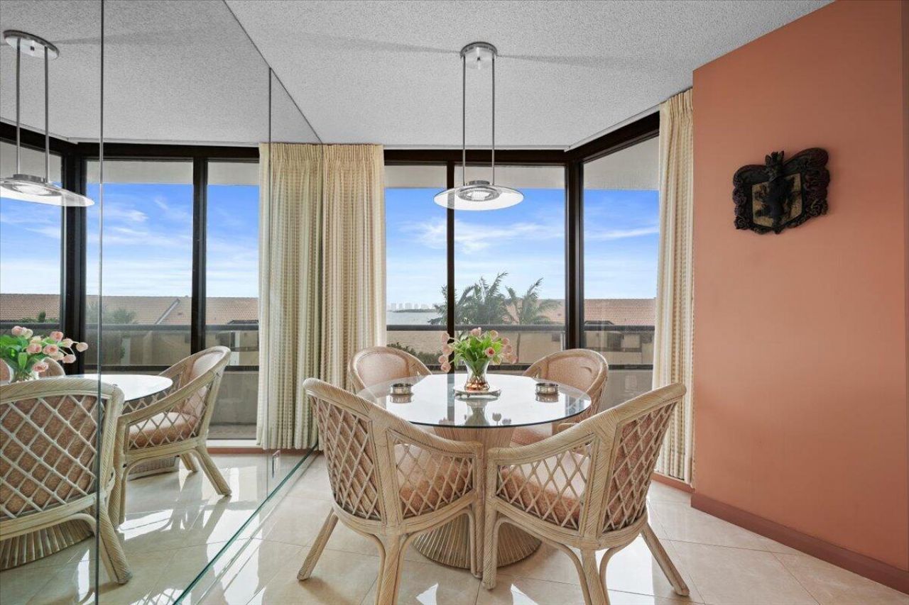 100 Lakeshore Drive, Unit 258, North Palm Beach, FL 33408 Photo