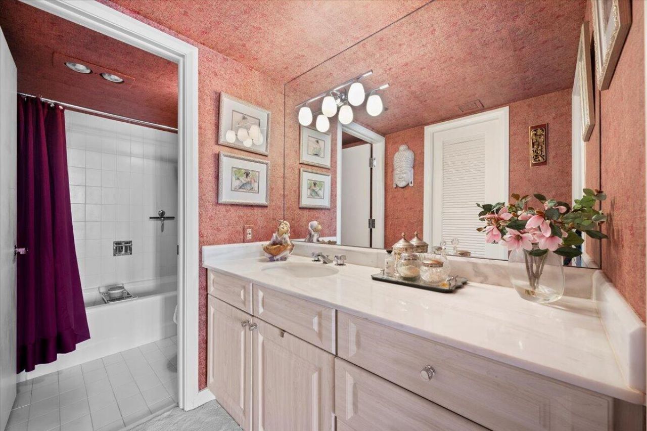 100 Lakeshore Drive, Unit 258, North Palm Beach, FL 33408 Photo