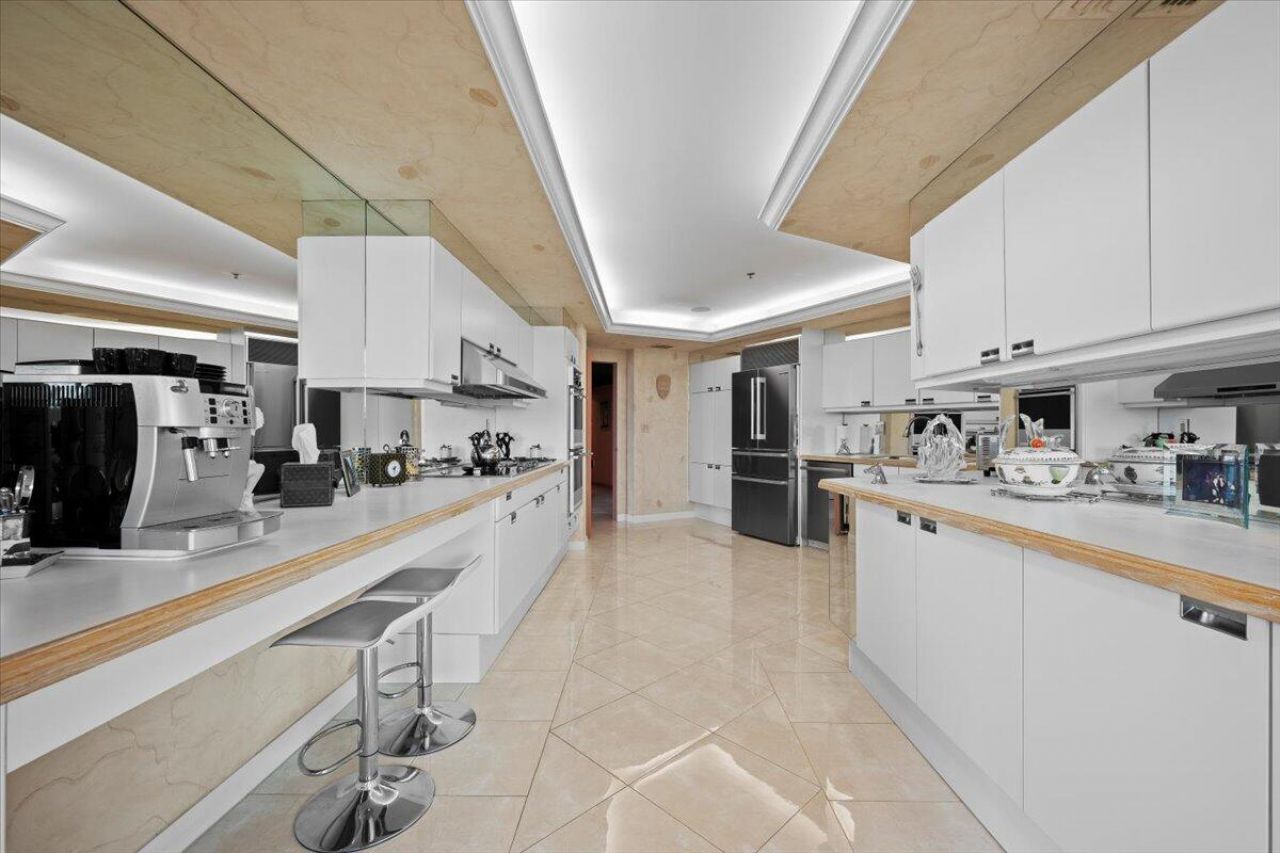 100 Lakeshore Drive, Unit 258, North Palm Beach, FL 33408 Photo