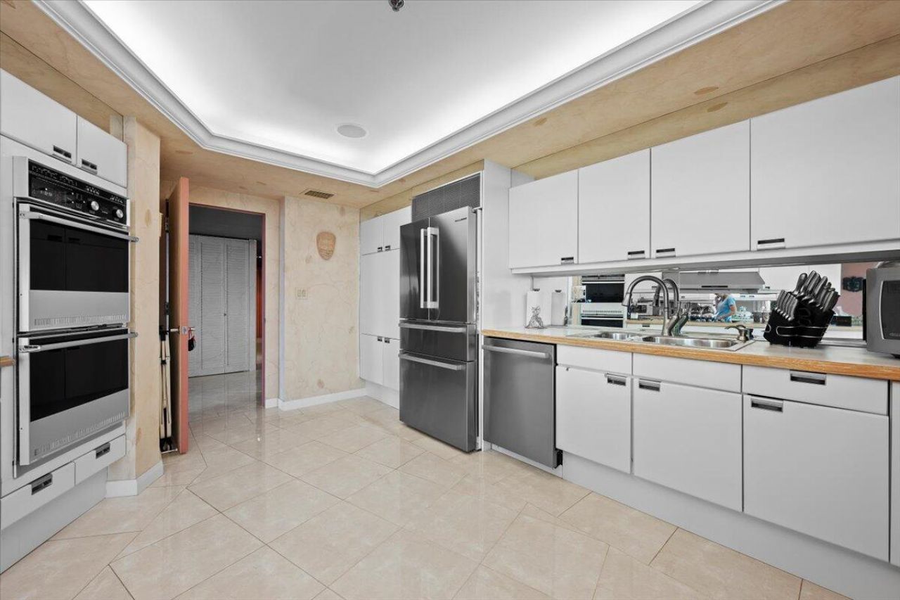 100 Lakeshore Drive, Unit 258, North Palm Beach, FL 33408 Photo