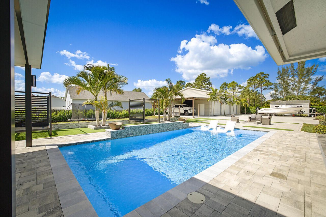 16966 91st Place N, The Acreage, FL 33470 Photo