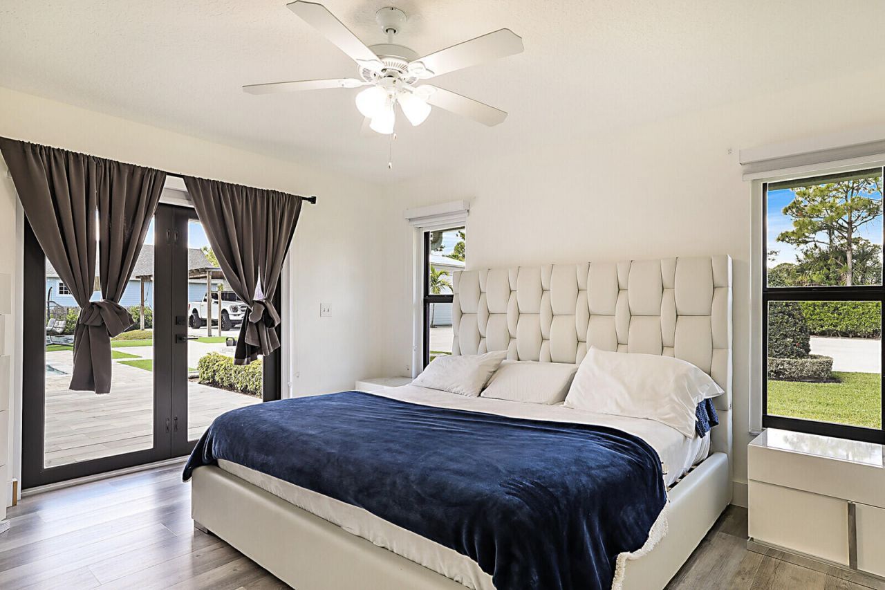 16966 91st Place N, The Acreage, FL 33470 Photo