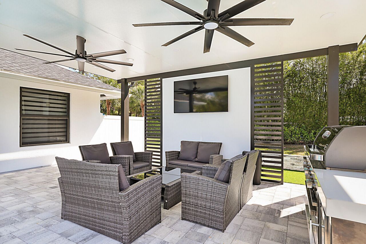 16966 91st Place N, The Acreage, FL 33470 Photo