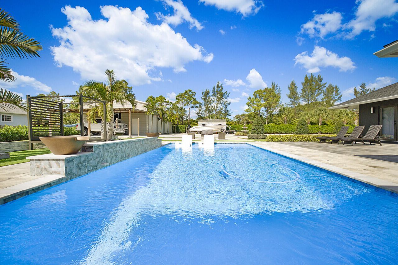 16966 91st Place N, The Acreage, FL 33470 Photo