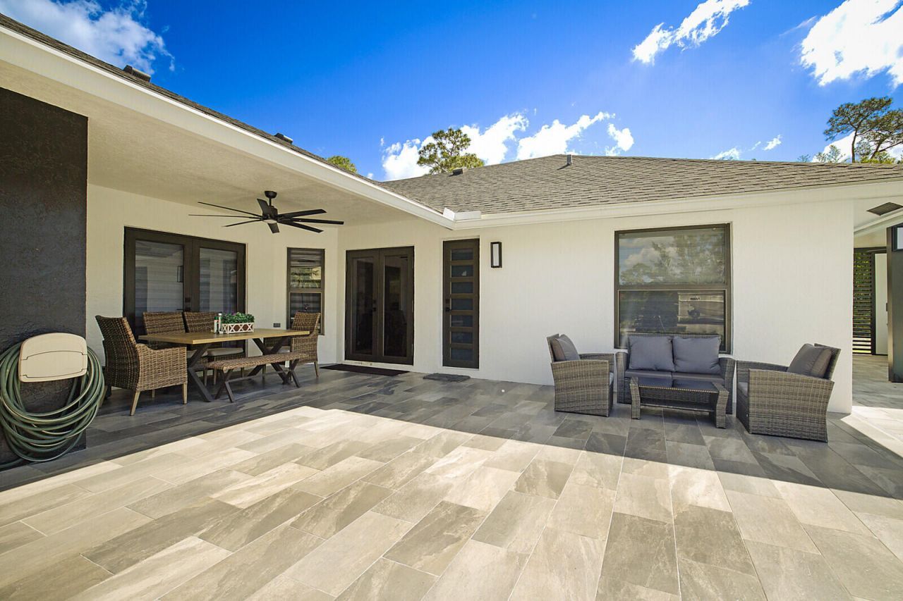 16966 91st Place N, The Acreage, FL 33470 Photo