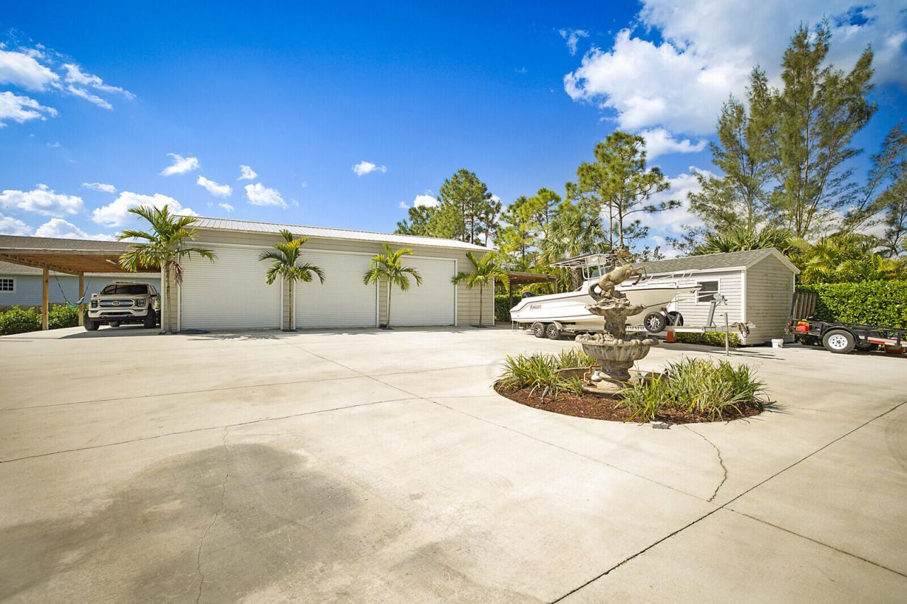 16966 91st Place N, The Acreage, FL 33470 Photo