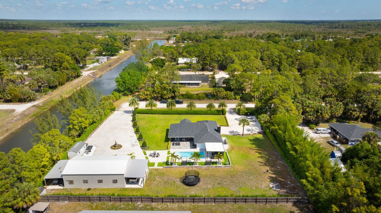 16966 91st Place N, The Acreage, FL 33470 Photo
