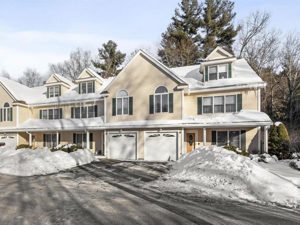 216 Rangeway Rd, Unit 164, Billerica, MA 01862