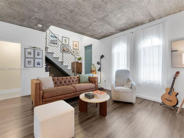 5265 NW 112th Ave, Unit 6, Doral, FL 33178