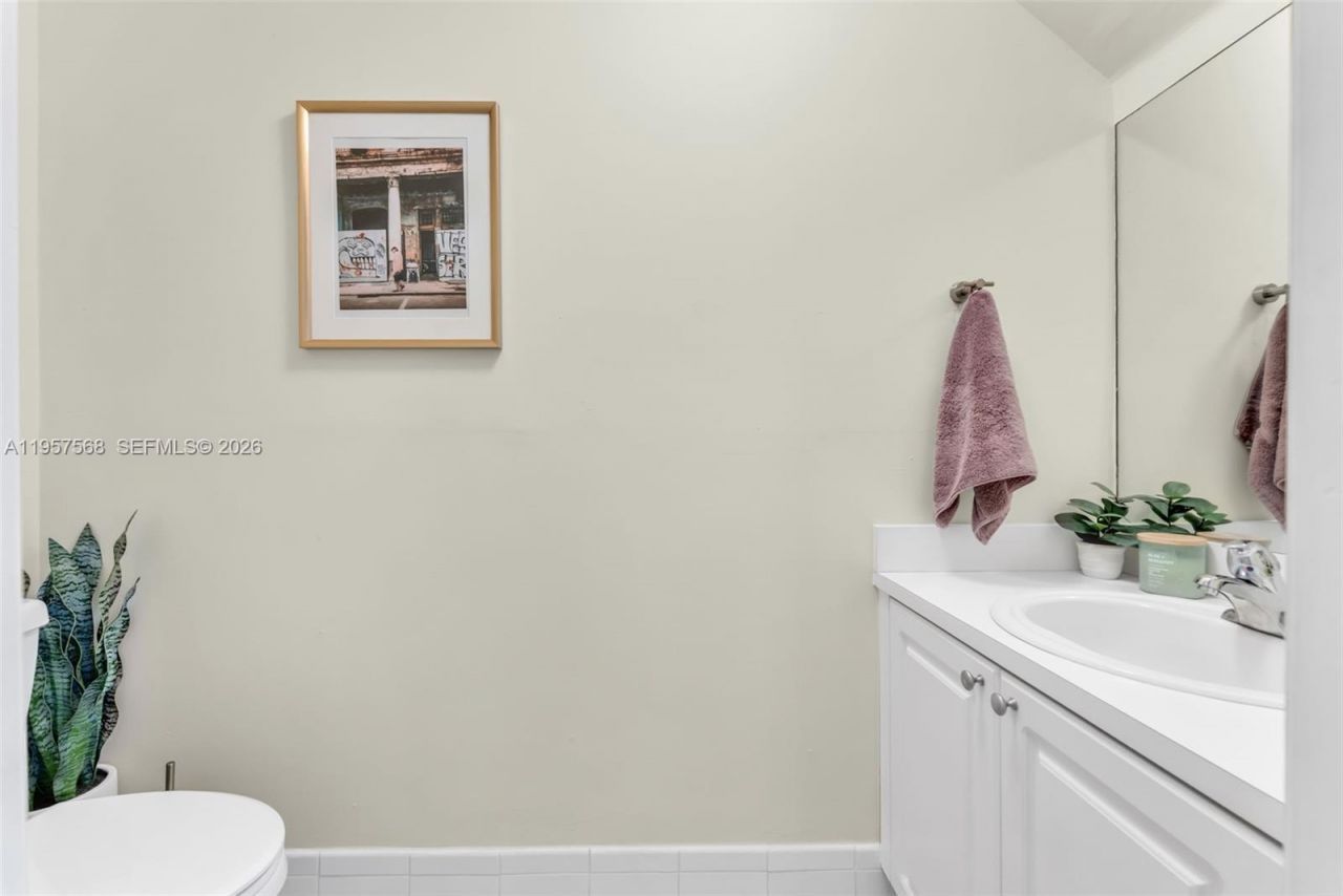 5265 NW 112th Ave, Unit 6, Doral, FL 33178 Photo