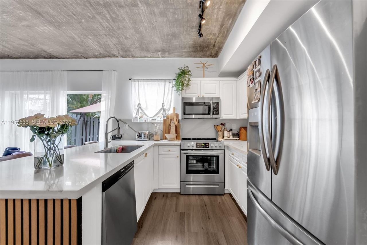 5265 NW 112th Ave, Unit 6, Doral, FL 33178 Photo