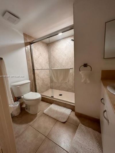 2080 S Ocean Dr, Unit 303, Hallandale Beach, FL 33009 Photo