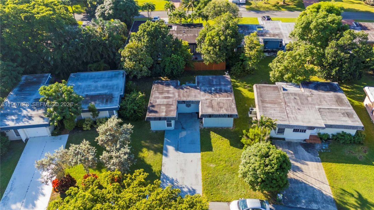 7302 NW 65th St, Tamarac, FL 33321 Photo