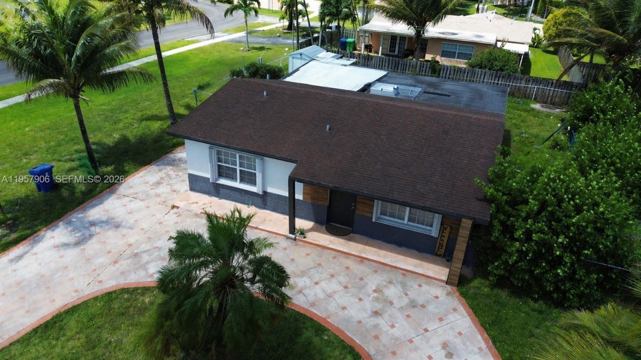 2671 NW 87th Ln, Sunrise, FL 33322 Photo