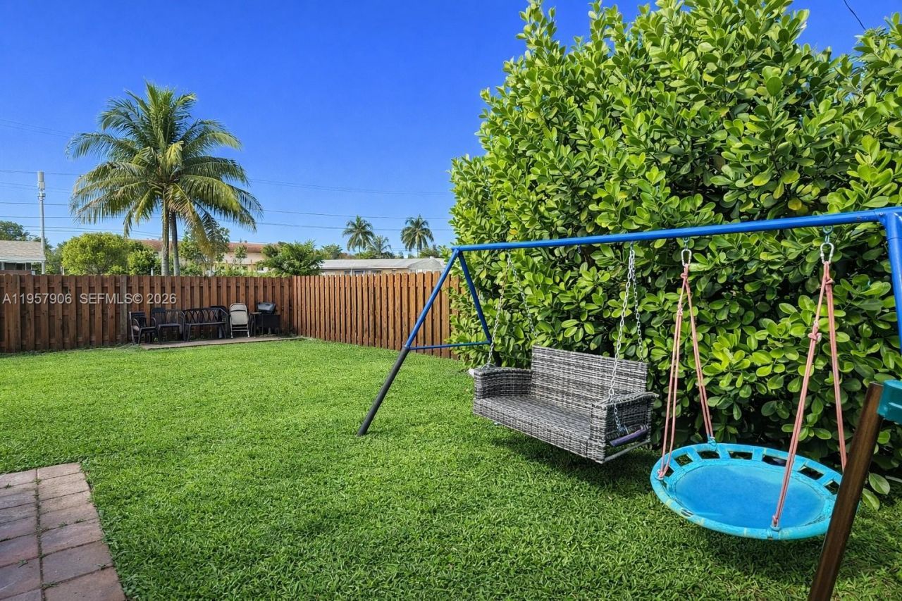 2671 NW 87th Ln, Sunrise, FL 33322 Photo