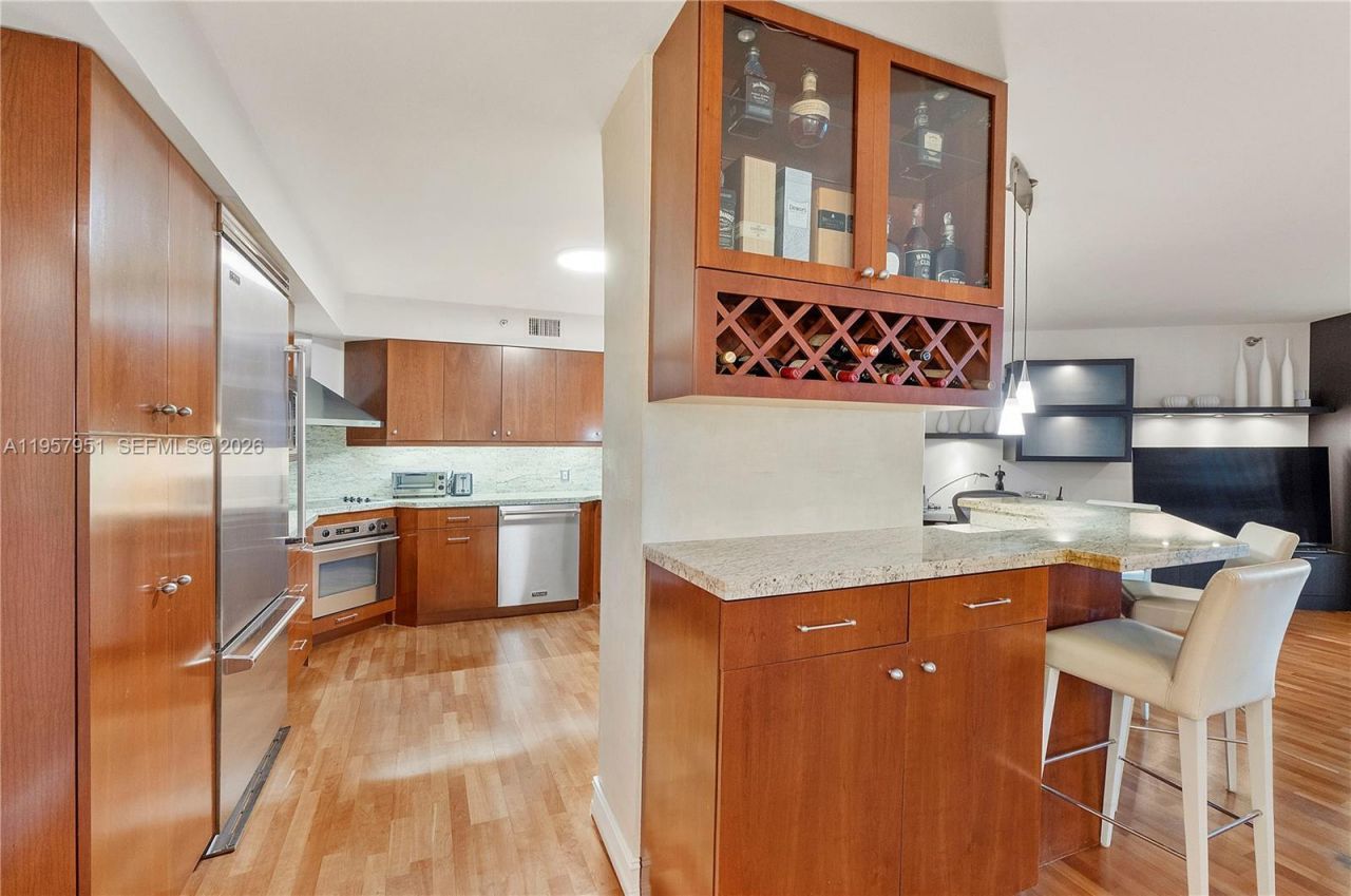 3500 Mystic Pointe Dr, Unit 1407, Aventura, FL 33180 Photo