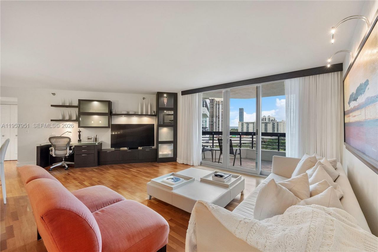 3500 Mystic Pointe Dr, Unit 1407, Aventura, FL 33180 Photo