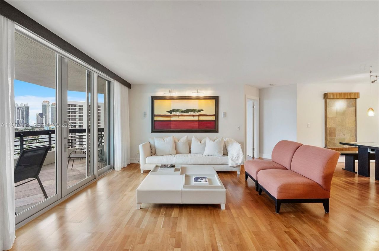 3500 Mystic Pointe Dr, Unit 1407, Aventura, FL 33180 Photo