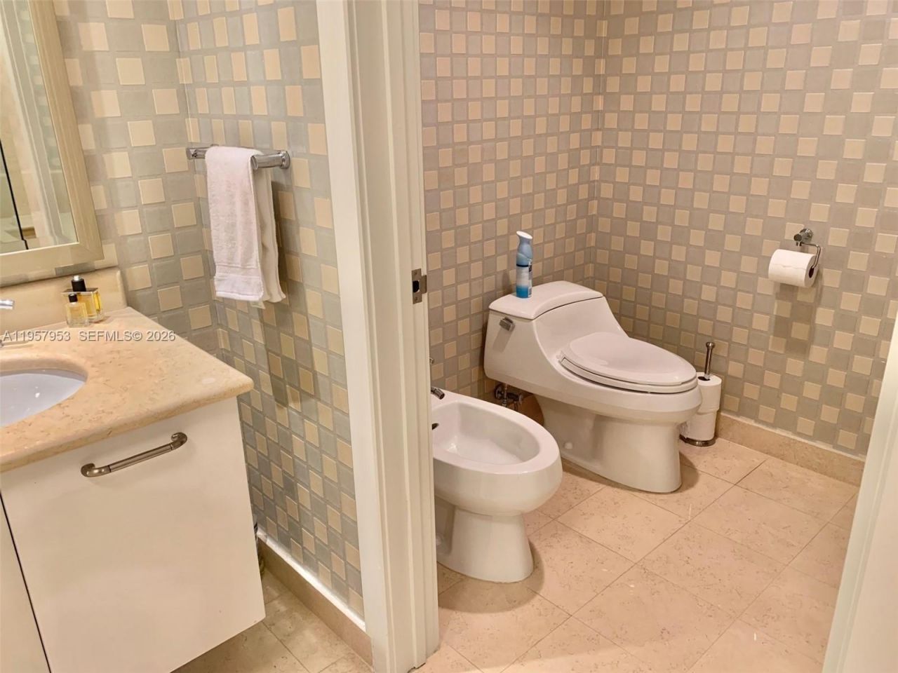 3101 S Ocean Dr , Unit 1701, Hollywood, FL 33019 Photo