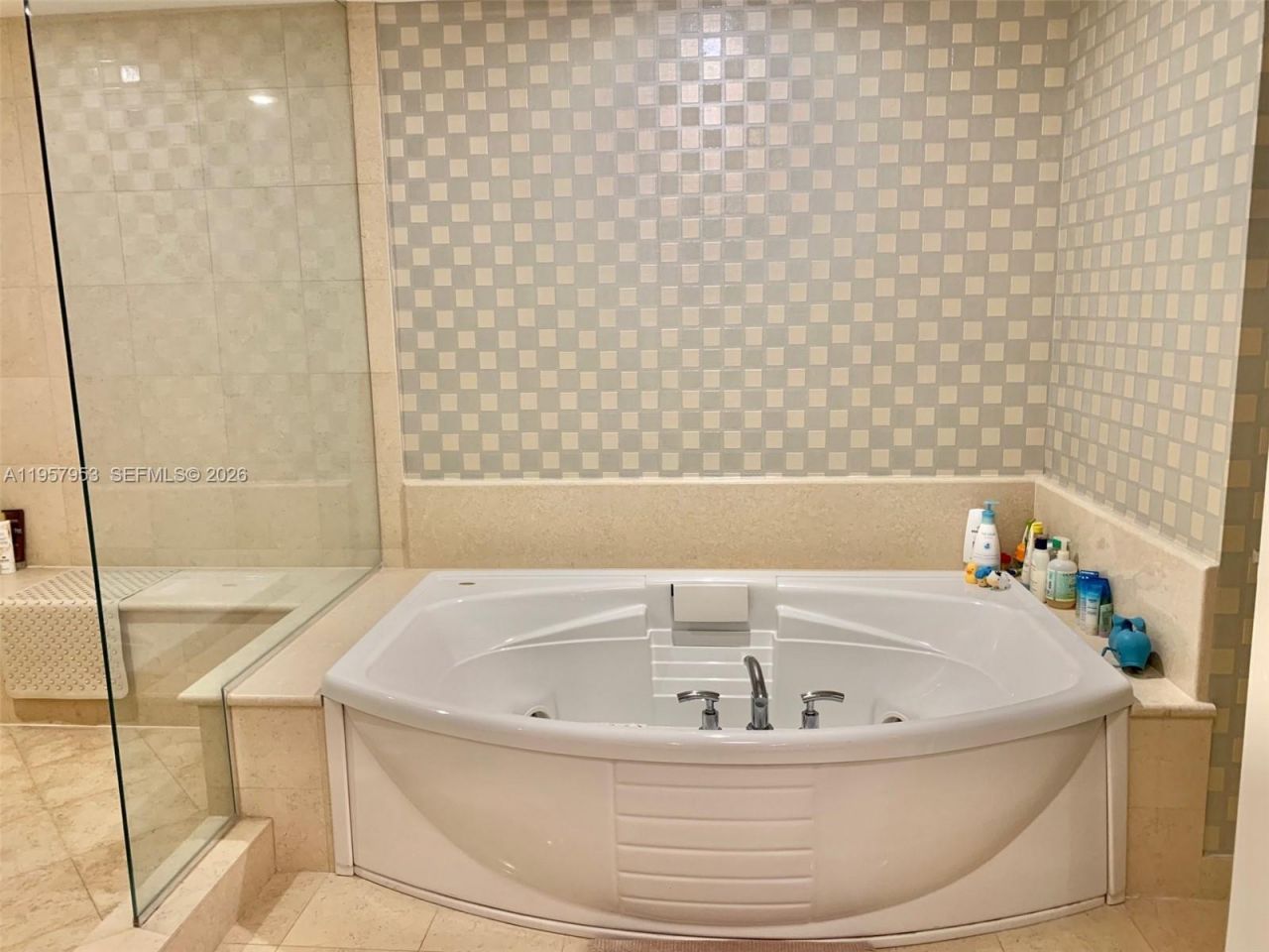 3101 S Ocean Dr , Unit 1701, Hollywood, FL 33019 Photo