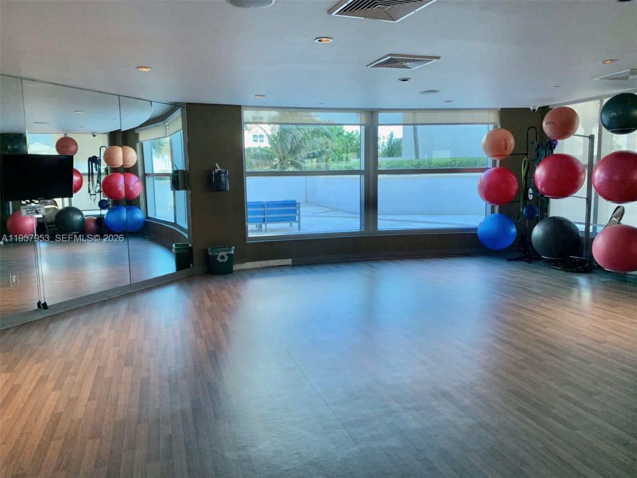 3101 S Ocean Dr , Unit 1701, Hollywood, FL 33019 Photo