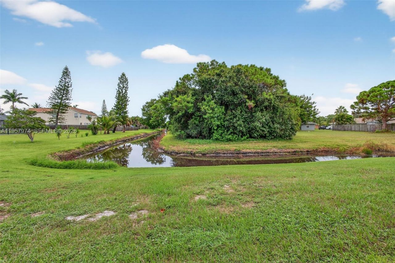 2221 SE Sidonia St , Port Saint Lucie, FL 34952 Photo