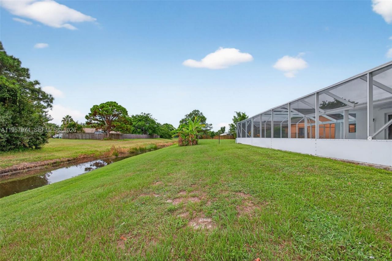 2221 SE Sidonia St , Port Saint Lucie, FL 34952 Photo