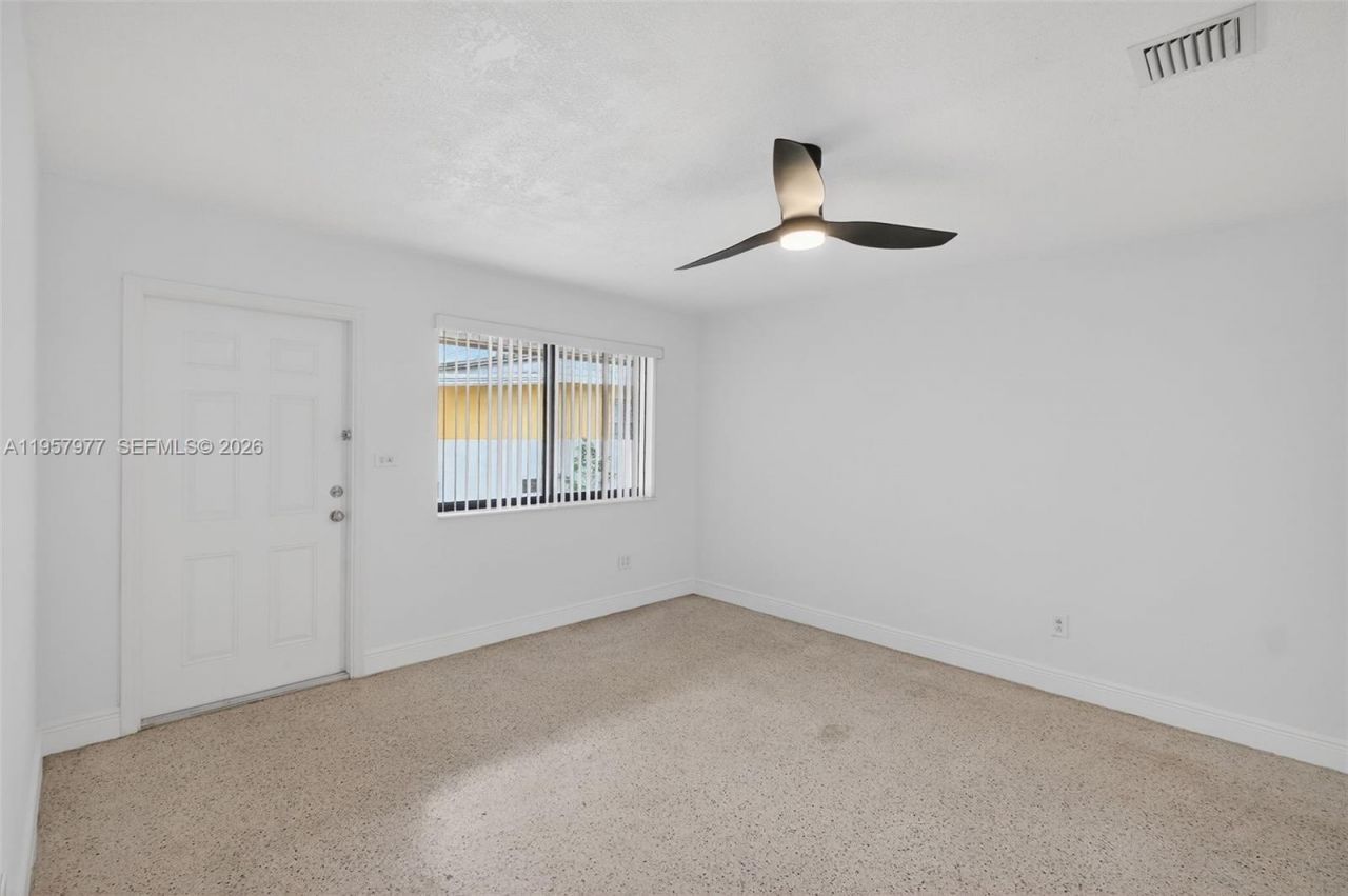 4727 NW 4th St, Unit 4727, Miami, FL 33126 Photo