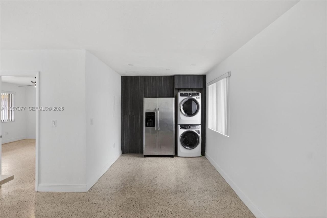 4727 NW 4th St, Unit 4727, Miami, FL 33126 Photo