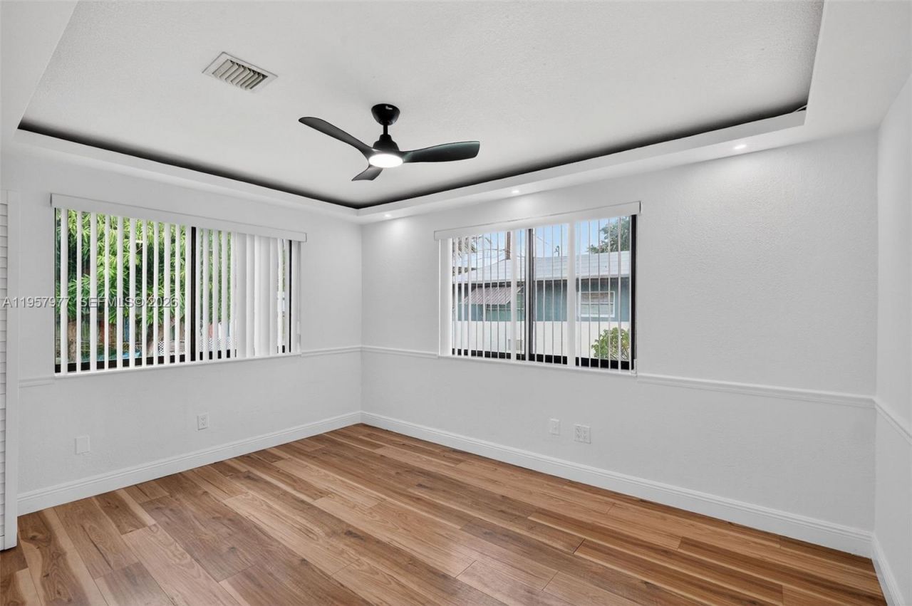 4727 NW 4th St, Unit 4727, Miami, FL 33126 Photo