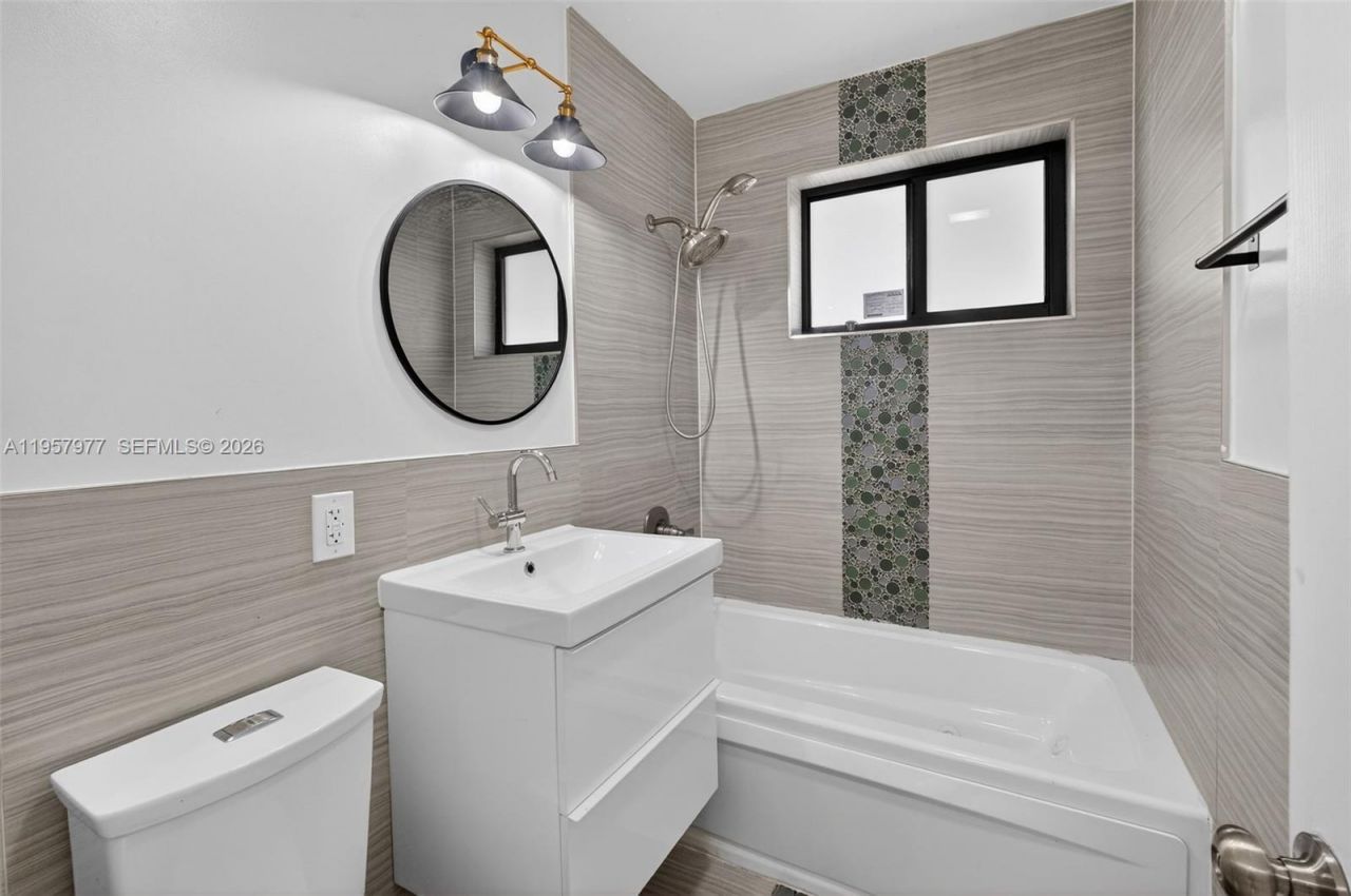 4727 NW 4th St, Unit 4727, Miami, FL 33126 Photo