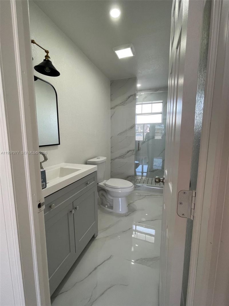 4727 NW 4th St, Unit 4727, Miami, FL 33126 Photo