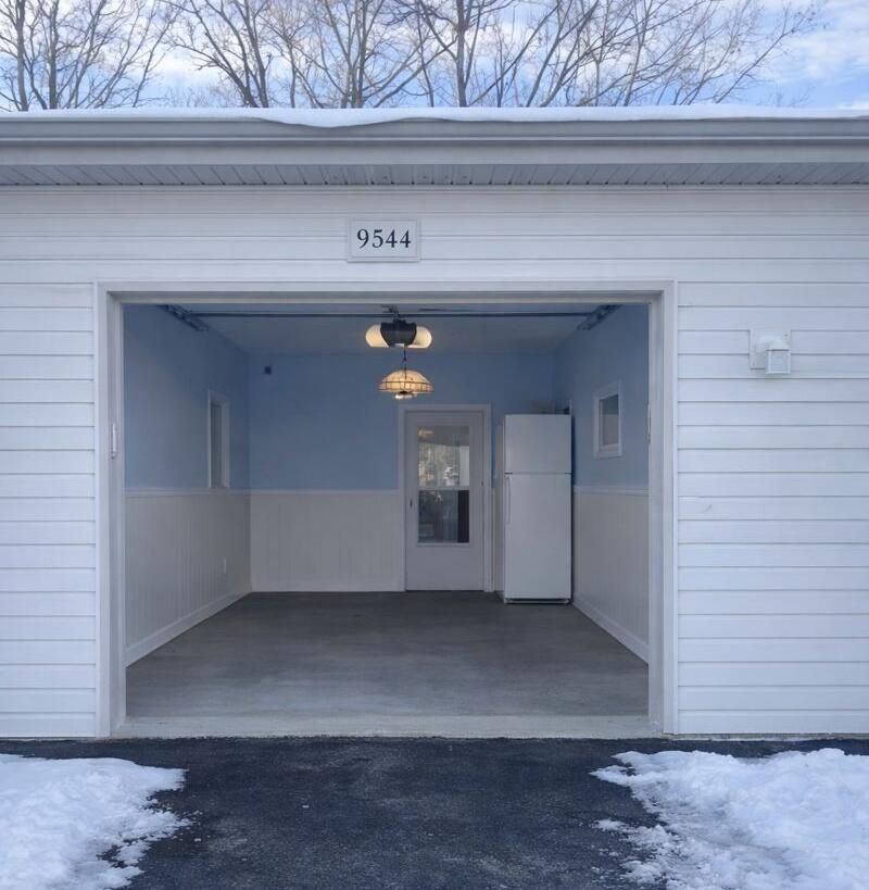 9544 Woodside Circle, Grand Blanc, MI 48439 Main Photo