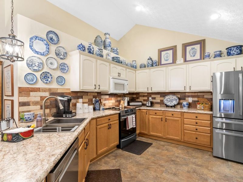 531 Ruttington Lane, Westerville, OH 43082 Photo 14