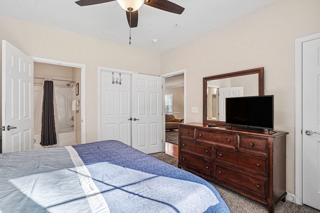 6253 Catalina Dr. Photo 19