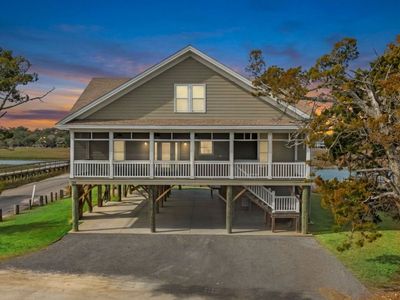 187 Myrtle Ave., Pawleys Island, SC 29585