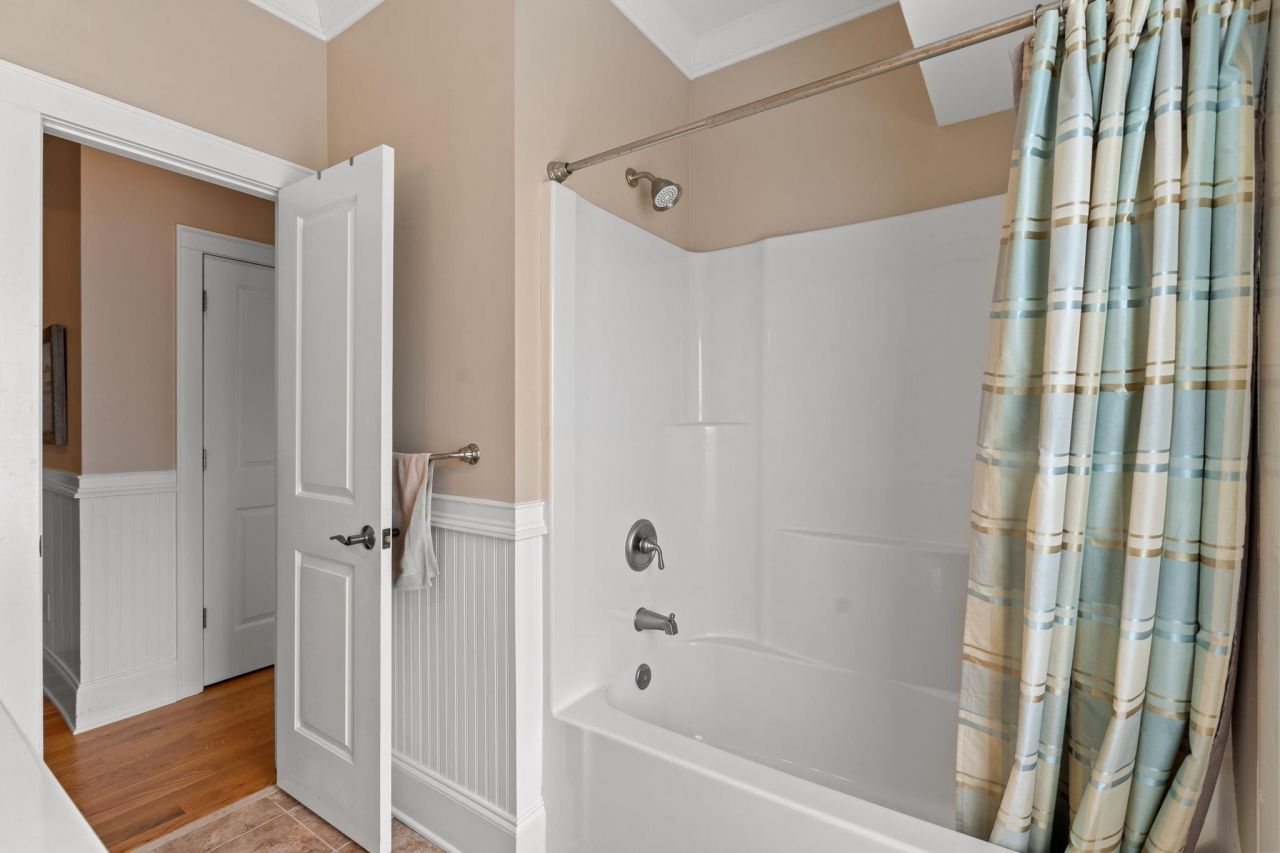 187 Myrtle Ave. Photo 33